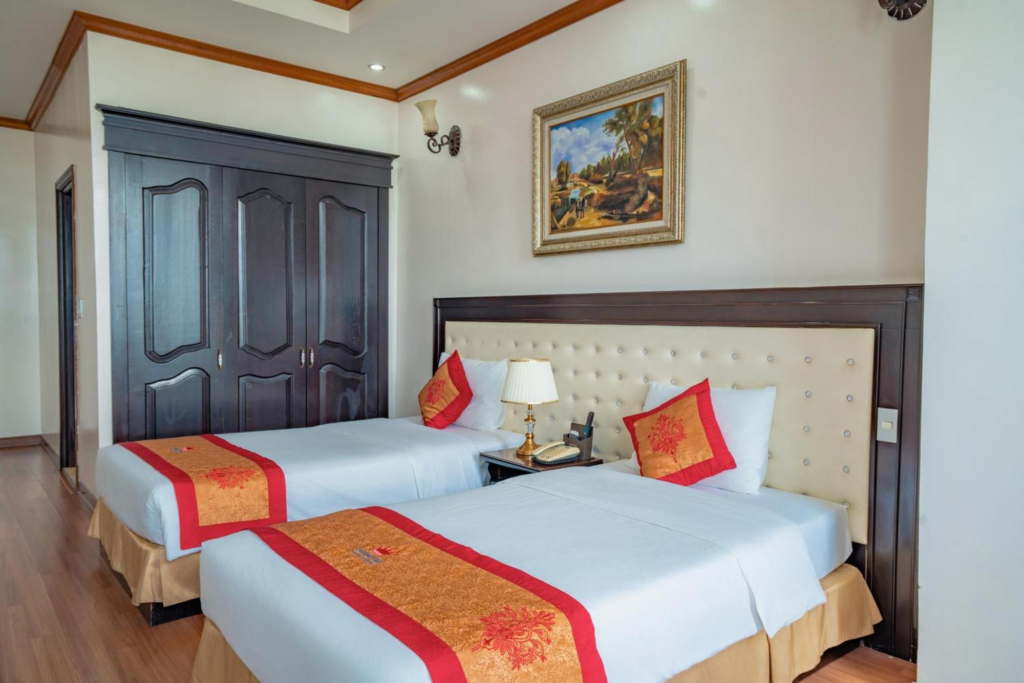 Phuong Anh Hotel 1 Hai Duong Exterior photo